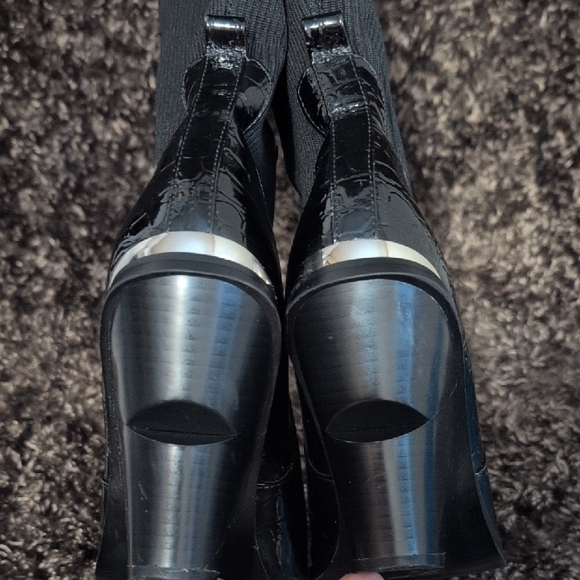 Elegant Azalea Wang Black Over-the-Knee Boots - Picture 9 of 9